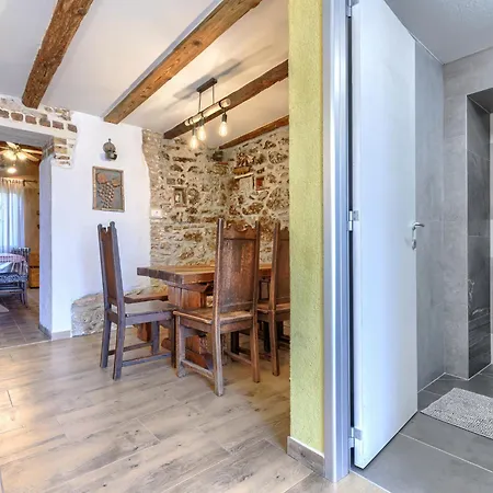 Vikendica Lucky By Interhome