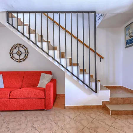 Lucky By Interhome