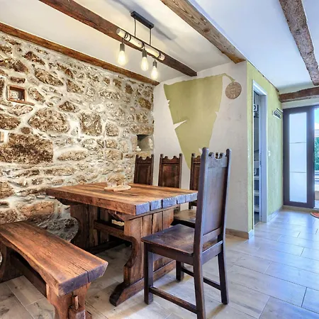 Lucky By Interhome Ferienhaus *